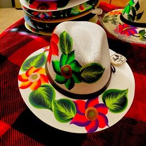 “Authentic Mexican “hand painted Panamá style hat!